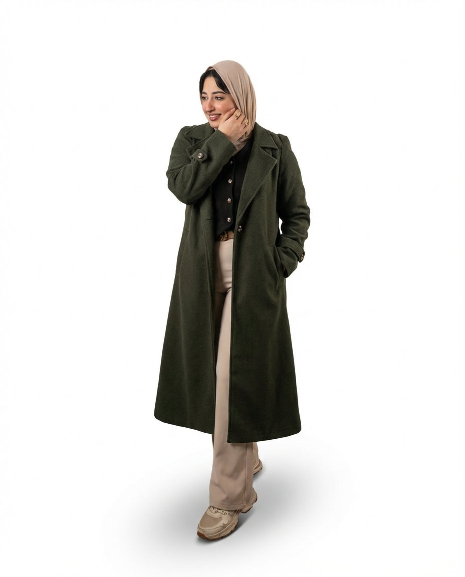 بالطو شتوي نسائي باللون الزيتي من ضي Dhai، تصميم مودست أنيق ومحتشم بقصة واسعة مناسبة للمحجبات، يعكس هوية ضي للأزياء النسائية العصرية Dhai Modest Fashion، خامة شتوية دافئة تجمع بين الراحة والأناقة، اختيار مثالي لإطلالات الشتاء اليومية والعملية، من Dhai Clothing وDhai Brand للأزياء المحتشمة.