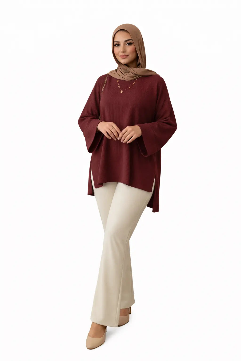مودل ترتدي بلوزة مودست واسعة باللون البرجاندي الداكن من ضي Dhai، تصميم أنيق ومحتشم بأكمام واسعة وقصة مريحة، تعكس هوية ضي للأزياء المحتشمة Dhai Modest Fashion، مع بنطلون فاتح وإطلالة عصرية على خلفية بيضاء.
ضي
ضي للملابس
ضي فاشون
براند ضي
ملابس ضي
أزياء ضي
ستايل ضي
هوية ضي
ضي مودست
ضي محتشم
أزياء ضي المحتشمة
ملابس ضي النسائية
ضي ملابس محجبات
فساتين ضي
بلوزات ضي
ضي ستايل عصري
ضي أناقة محتشمة
ضي موضة
ضي تصميمات
ضي علامة تجارية
ضي براند مصري